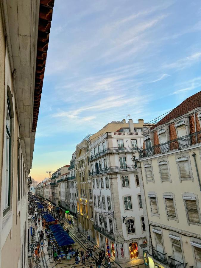 Cozy Room With Shared Bathroom On Rua Augusta Lissabon Buitenkant foto